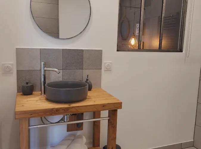 La Ferme Parrinet - Et D'hôtes 4*