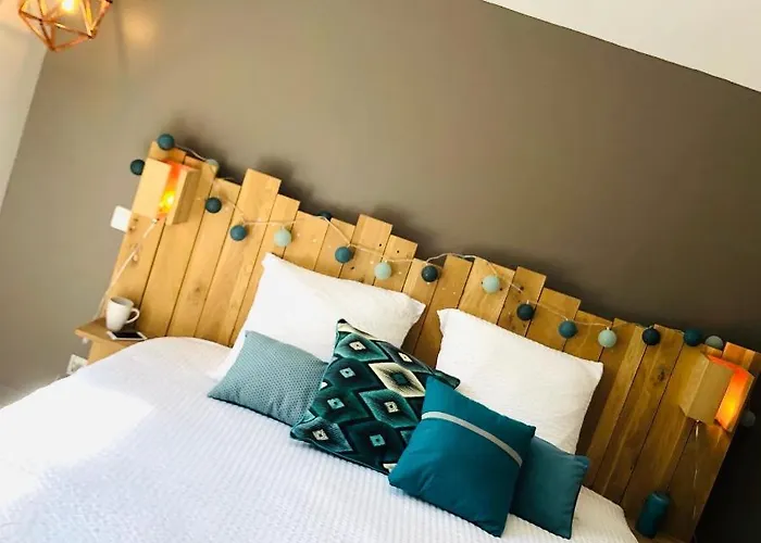 Casa de hóspedes La Ferme Parrinet - Et D'hôtes